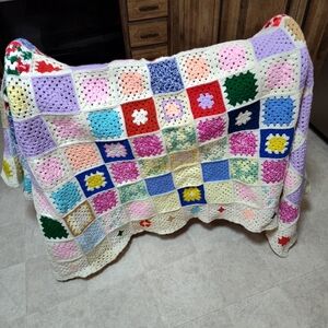 Handmade Crochet Throw Grannycore Squares 68" X 43" Excellenct Unused Condition